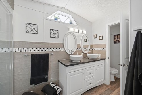 342 Burroughs Circle Ne, Calgary, AB 