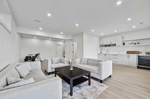 13 Cranbrook Cove Se, Calgary, AB - Indoor Photo Showing Living Room