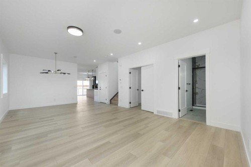 43 Saddlecrest Link Ne, Calgary, AB - Indoor Photo Showing Other Room