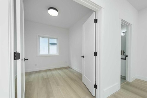 43 Saddlecrest Link Ne, Calgary, AB - Indoor Photo Showing Other Room