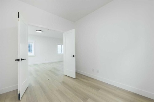 43 Saddlecrest Link Ne, Calgary, AB - Indoor Photo Showing Other Room