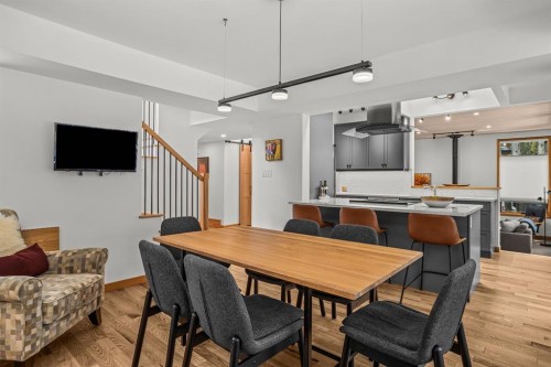 18 Pinewood Crescent, Canmore, AB - Indoor Photo Showing Dining Room