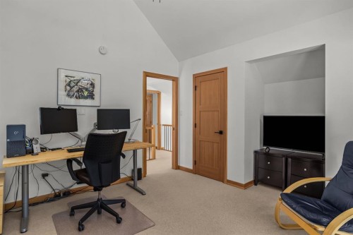 18 Pinewood Crescent, Canmore, AB - Indoor Photo Showing Office