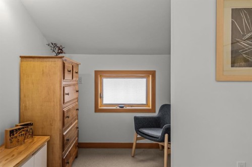 18 Pinewood Crescent, Canmore, AB - Indoor