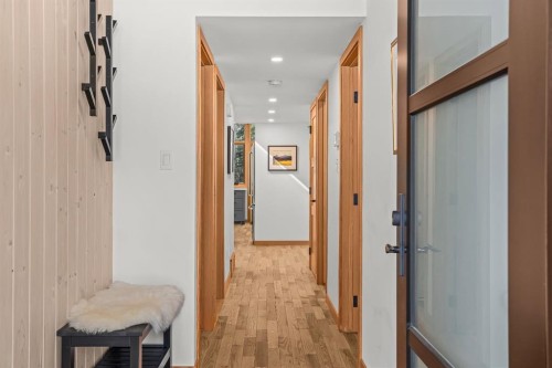 18 Pinewood Crescent, Canmore, AB - Indoor Photo Showing Other Room