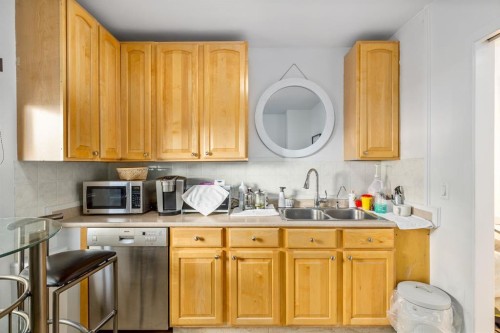 2032 34 Avenue Sw, Calgary, AB 