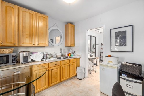 2032 34 Avenue Sw, Calgary, AB 