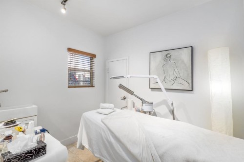 2032 34 Avenue Sw, Calgary, AB 