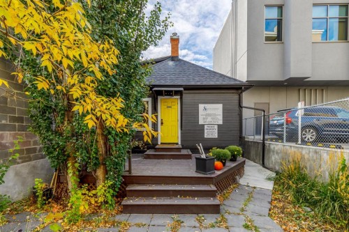 2032 34 Avenue Sw, Calgary, AB 