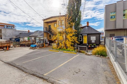 2032 34 Avenue Sw, Calgary, AB 