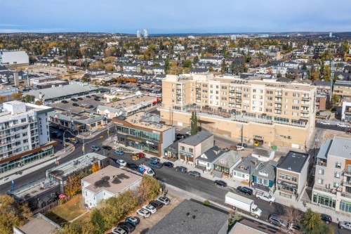 2032 34 Avenue Sw, Calgary, AB 