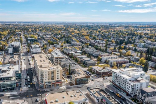 2032 34 Avenue Sw, Calgary, AB 