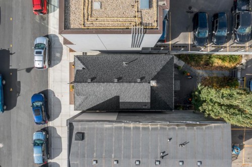 2032 34 Avenue Sw, Calgary, AB 