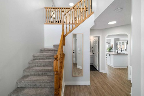 316 Mt Brewster Circle Se, Calgary, AB 