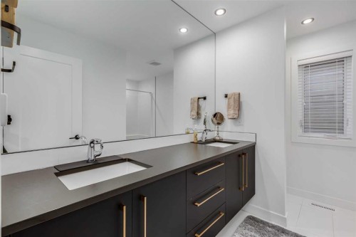 44 Timberline Way Sw, Calgary, AB - Indoor