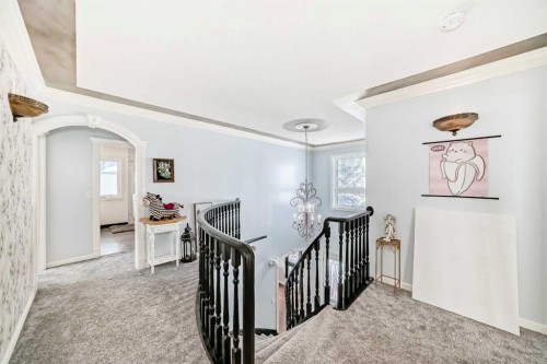 40 Christie Cairn Square Sw, Calgary, AB - Indoor Photo Showing Other Room