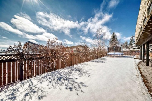 40 Christie Cairn Square Sw, Calgary, AB - Outdoor