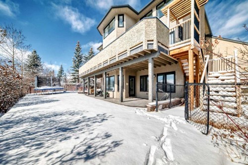 40 Christie Cairn Square Sw, Calgary, AB - Outdoor