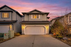 328 Tuscany Valley View NW Calgary, AB T3L 2L1
