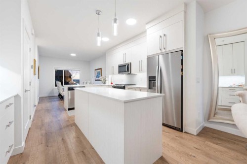 7411 202 Avenue Se, Calgary, AB - Indoor Photo Showing Kitchen With Upgraded Kitchen