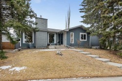5689 Brenner Crescent NW Calgary, AB T2L 1Z3