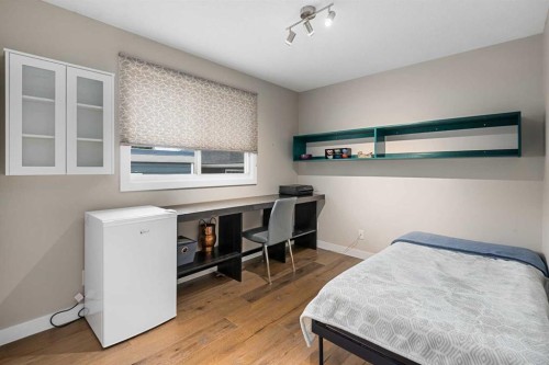 5689 Brenner Crescent Nw, Calgary, AB - Indoor Photo Showing Bedroom