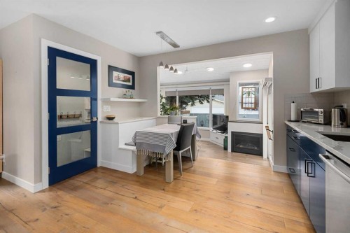 5689 Brenner Crescent Nw, Calgary, AB - Indoor Photo Showing Kitchen With Upgraded Kitchen