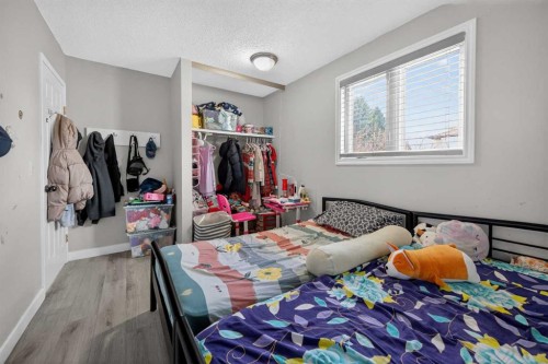 55 Millrise Way Sw, Calgary, AB - Indoor Photo Showing Bedroom