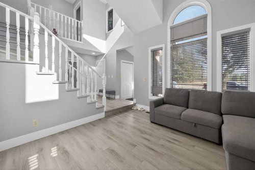 55 Millrise Way Sw, Calgary, AB - Indoor Photo Showing Other Room