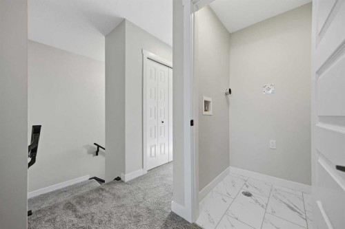 1047 Bayview Crescent, Airdrie, AB - Indoor Photo Showing Other Room