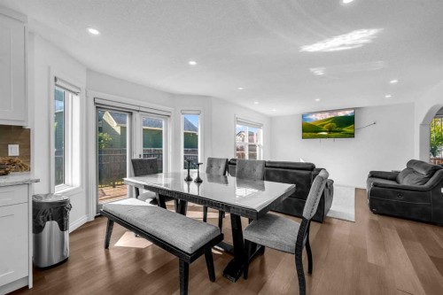 80 Canoe Square Sw, Airdrie, AB - Indoor Photo Showing Dining Room