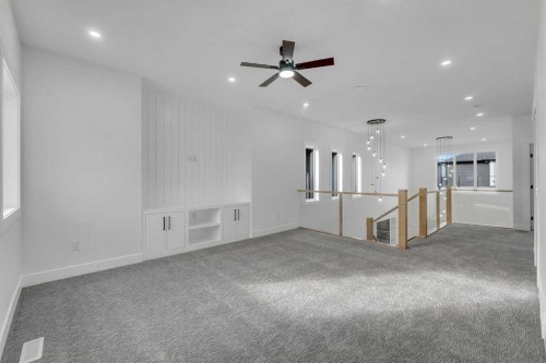 18 South Shore Road, Chestermere, AB - Indoor Photo Showing Other Room