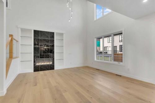 18 South Shore Road, Chestermere, AB - Indoor Photo Showing Other Room