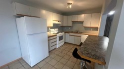 8-6203 Bowness Road NW Calgary, AB T3B 0E2