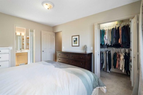 28 West Springs Close Sw, Calgary, AB - Indoor Photo Showing Bedroom