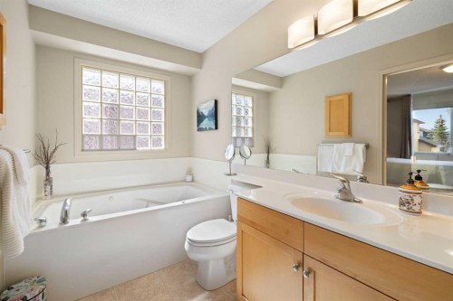 28 West Springs Close Sw, Calgary, AB - Indoor Photo Showing Bathroom