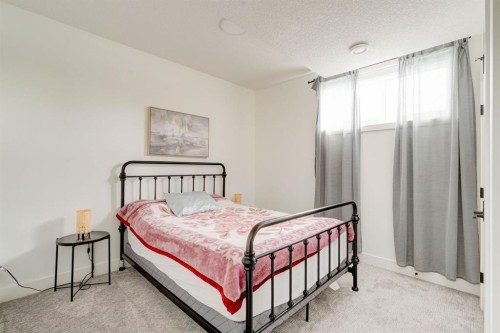 1804 20 Avenue, Calgary, AB - Indoor Photo Showing Bedroom