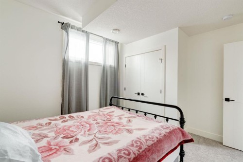 1804 20 Avenue, Calgary, AB - Indoor Photo Showing Bedroom