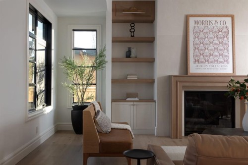 2945 Toronto Crescent Nw, Calgary, AB - Indoor