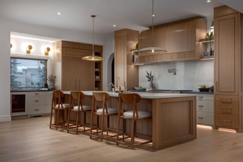 2945 Toronto Crescent Nw, Calgary, AB - Indoor Photo Showing Other Room