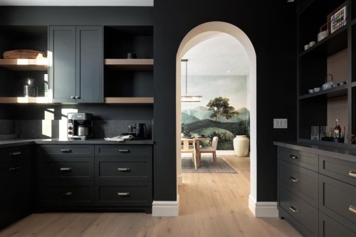 2945 Toronto Crescent Nw, Calgary, AB - Indoor Photo Showing Other Room