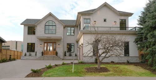 2945 Toronto Crescent Nw, Calgary, AB - Outdoor With Facade