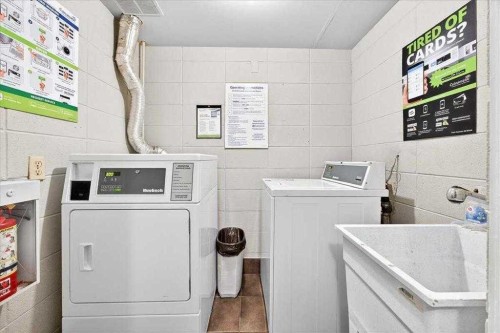 101-2111 14 Street, Calgary, AB - Indoor Photo Showing Laundry Room