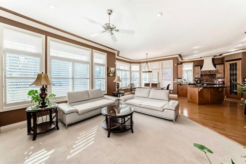 33 Evergreen Common Sw, Calgary, AB - Indoor Photo Showing Living Room