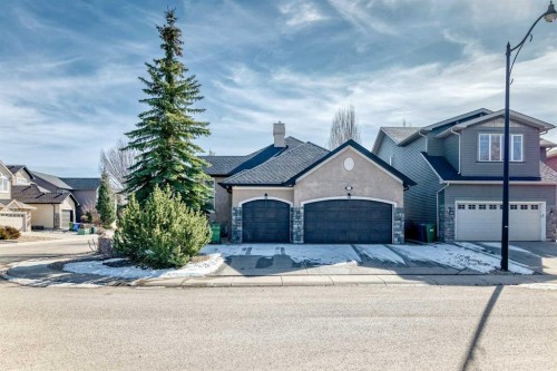 33 Evergreen Common Sw, Calgary, AB - Outdoor With Facade