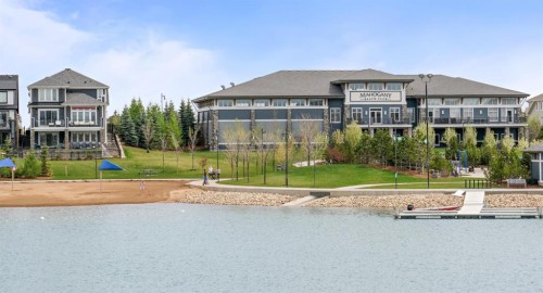 321 Magnolia Way Se, Calgary, AB - Outdoor With Deck Patio Veranda