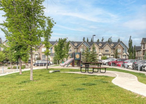 208-100 Cranfield Common Se, Calgary, AB - Outdoor