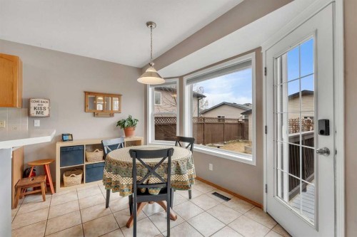 52 Covewood Green Ne, Calgary, AB - Indoor Photo Showing Dining Room