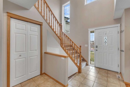 52 Covewood Green Ne, Calgary, AB - Indoor Photo Showing Other Room