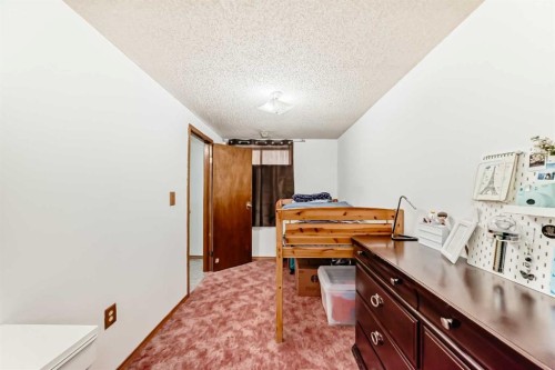 164 Rundlefield Crescent Ne, Calgary, AB - Indoor